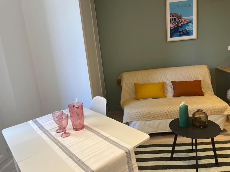 Cocon Ecusson Montpellier Apartment ภายนอก รูปภาพ