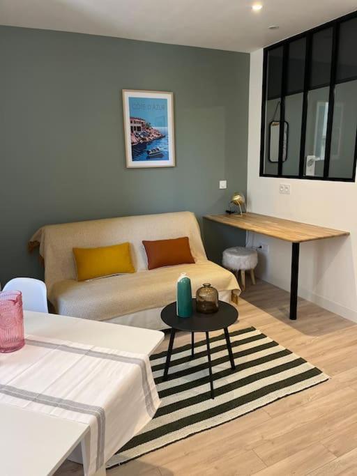 Cocon Ecusson Montpellier Apartment ภายนอก รูปภาพ